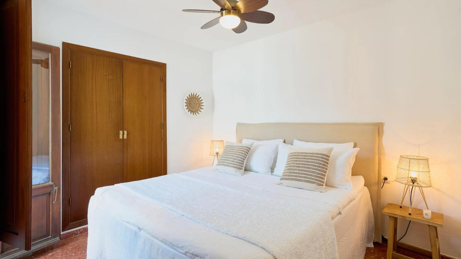 Balcon De Europa In Nerja By Solaga Holiday Homes Apartment